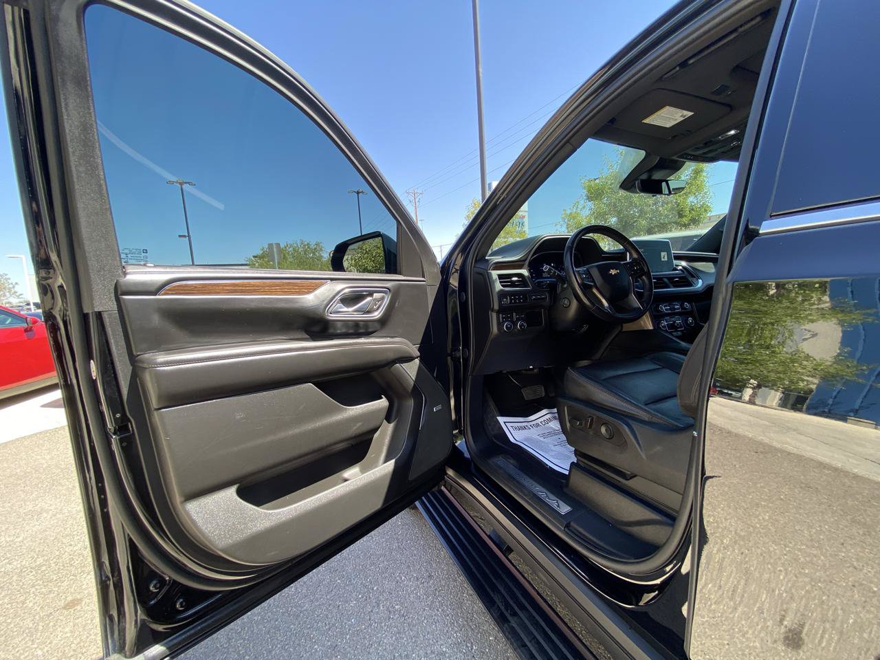 Used 2023 Chevrolet Tahoe High Country AWD/4WD image 26