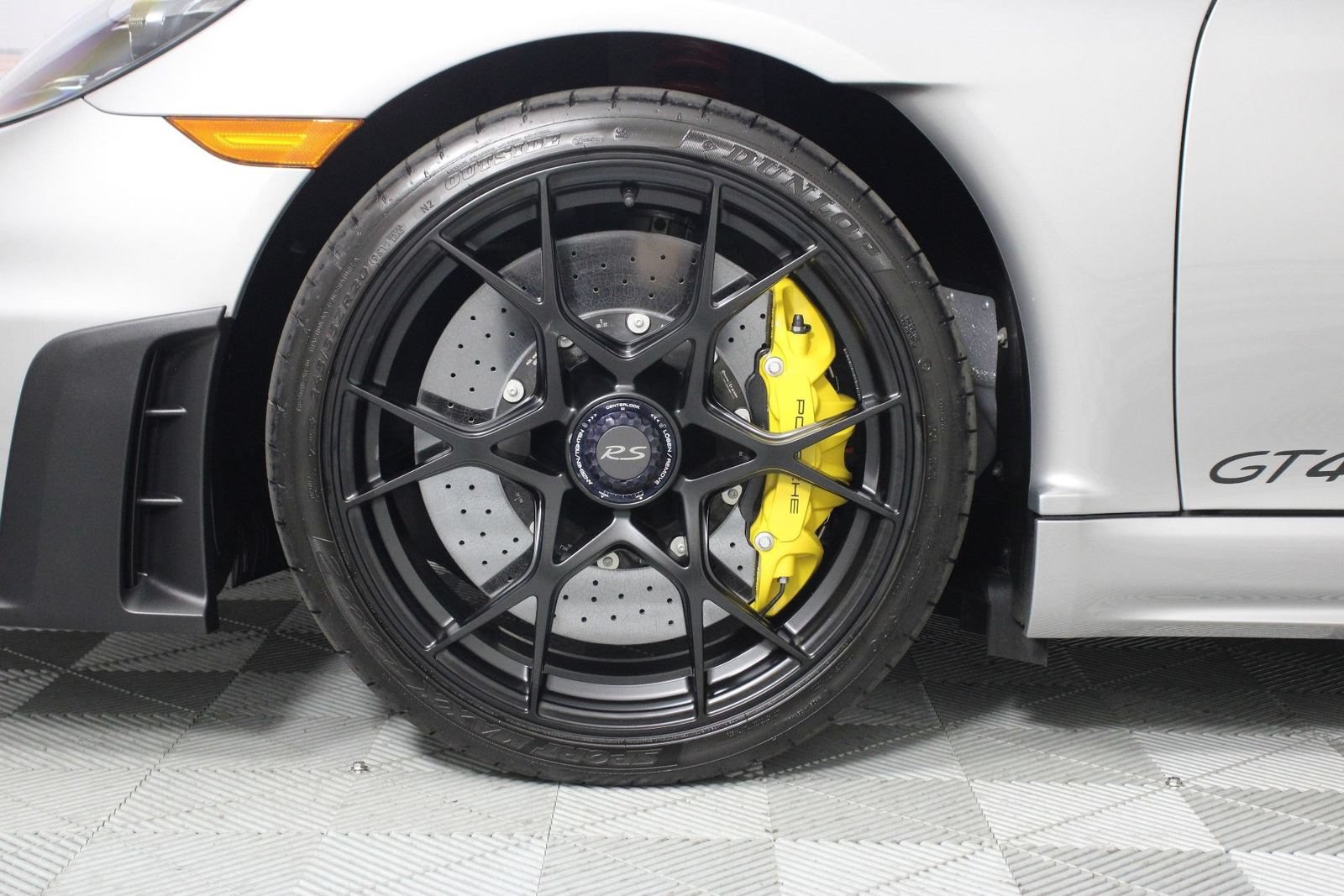 Certified 2025 Porsche 718 Cayman GT4 RS RWD image 28