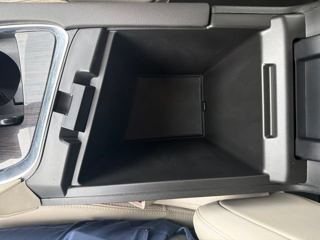 Used 2023 Buick Enclave Essence FWD image 29