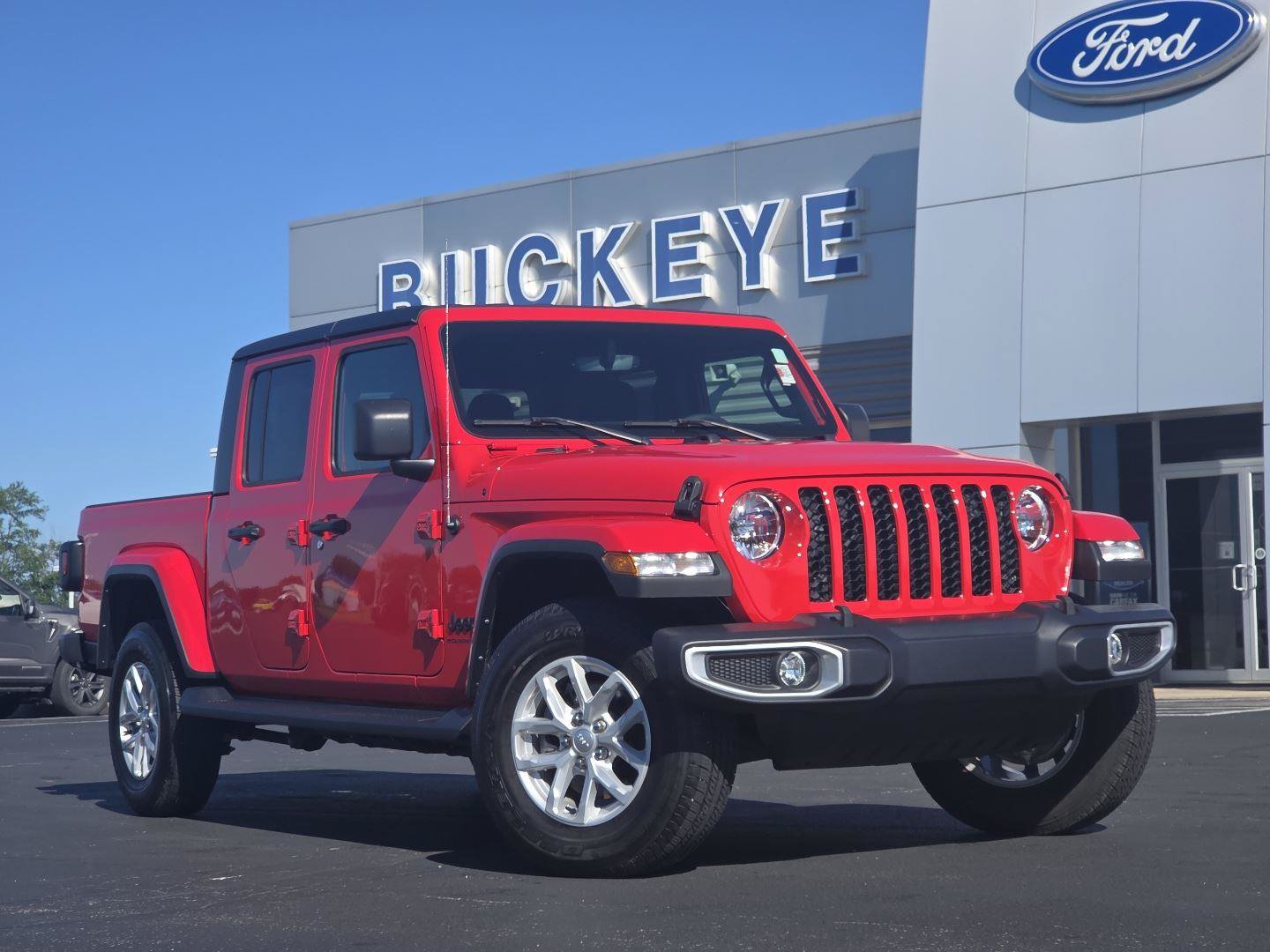 Used 2023 Jeep Gladiator Sport AWD/4WD image 2