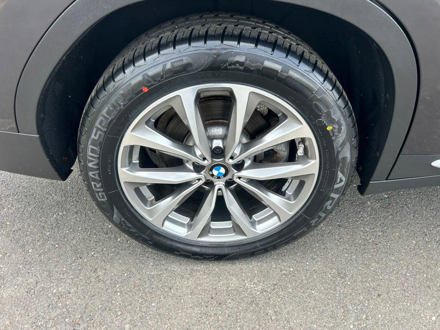 Used 2019 BMW X4 xDrive30i w/ Premium Package image 12