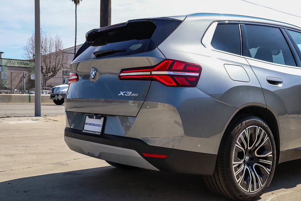 Used 2025 BMW X3 xDrive30i w/ Premium Package image 10