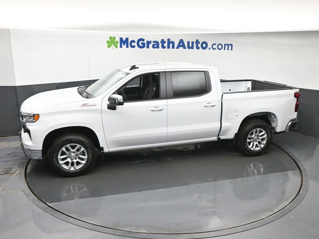 New 2026 Chevrolet Silverado 1500 LT w/ Z71 Off-Road Package AWD/4WD image 17