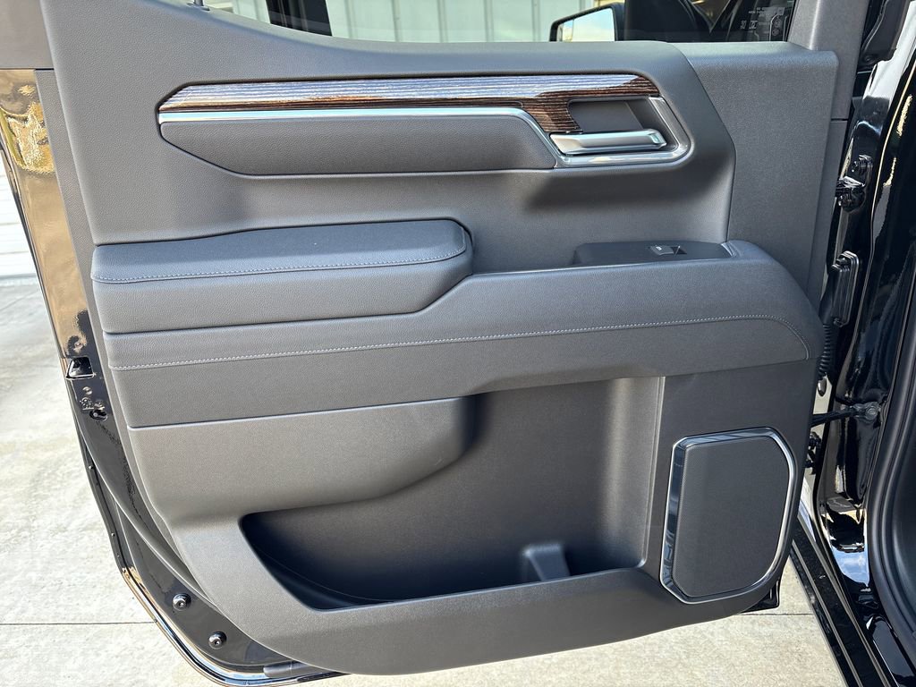 New 2026 GMC Sierra 1500 Elevation image 31