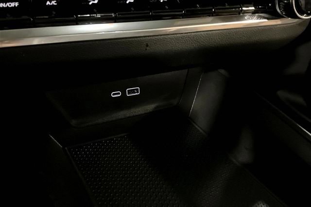 Certified 2025 Chevrolet Equinox ACTIV AWD/4WD image 24