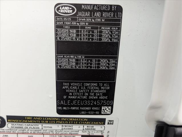 New 2025 Land Rover Defender 110 S image 18