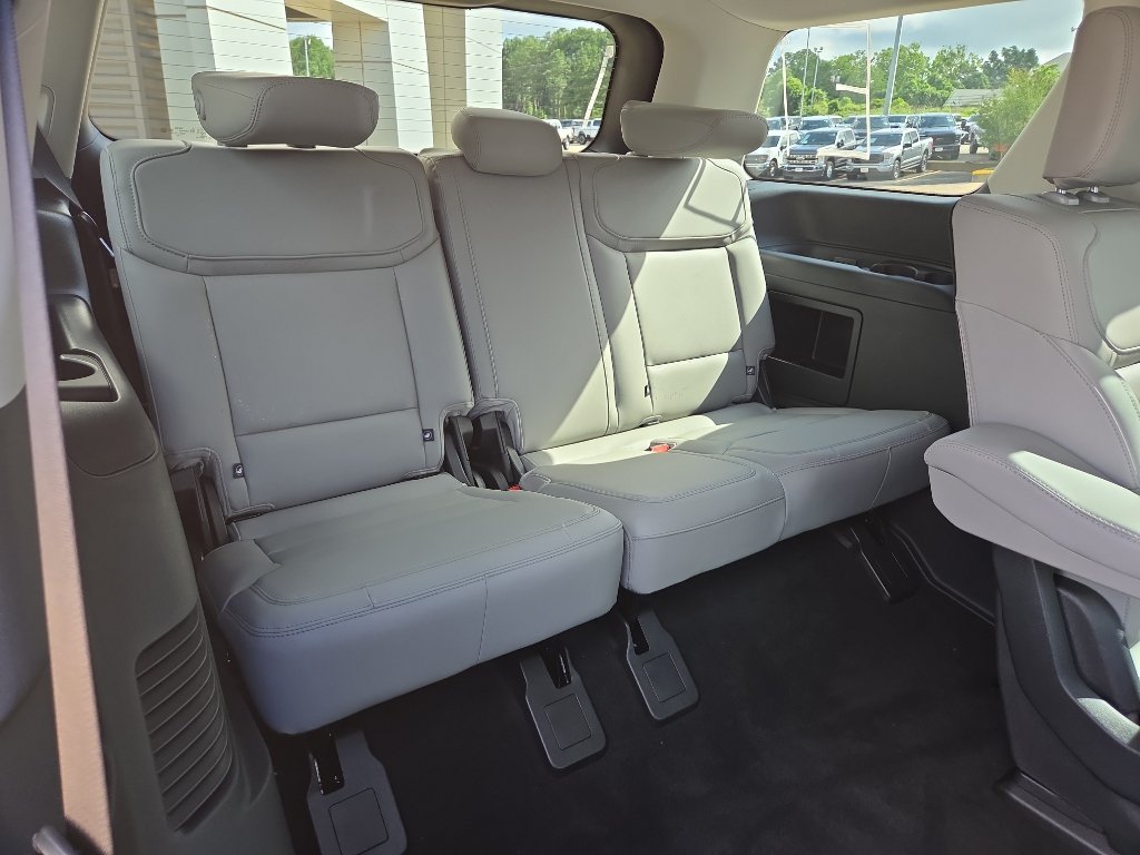 New 2026 Ford Expedition Active RWD image 16