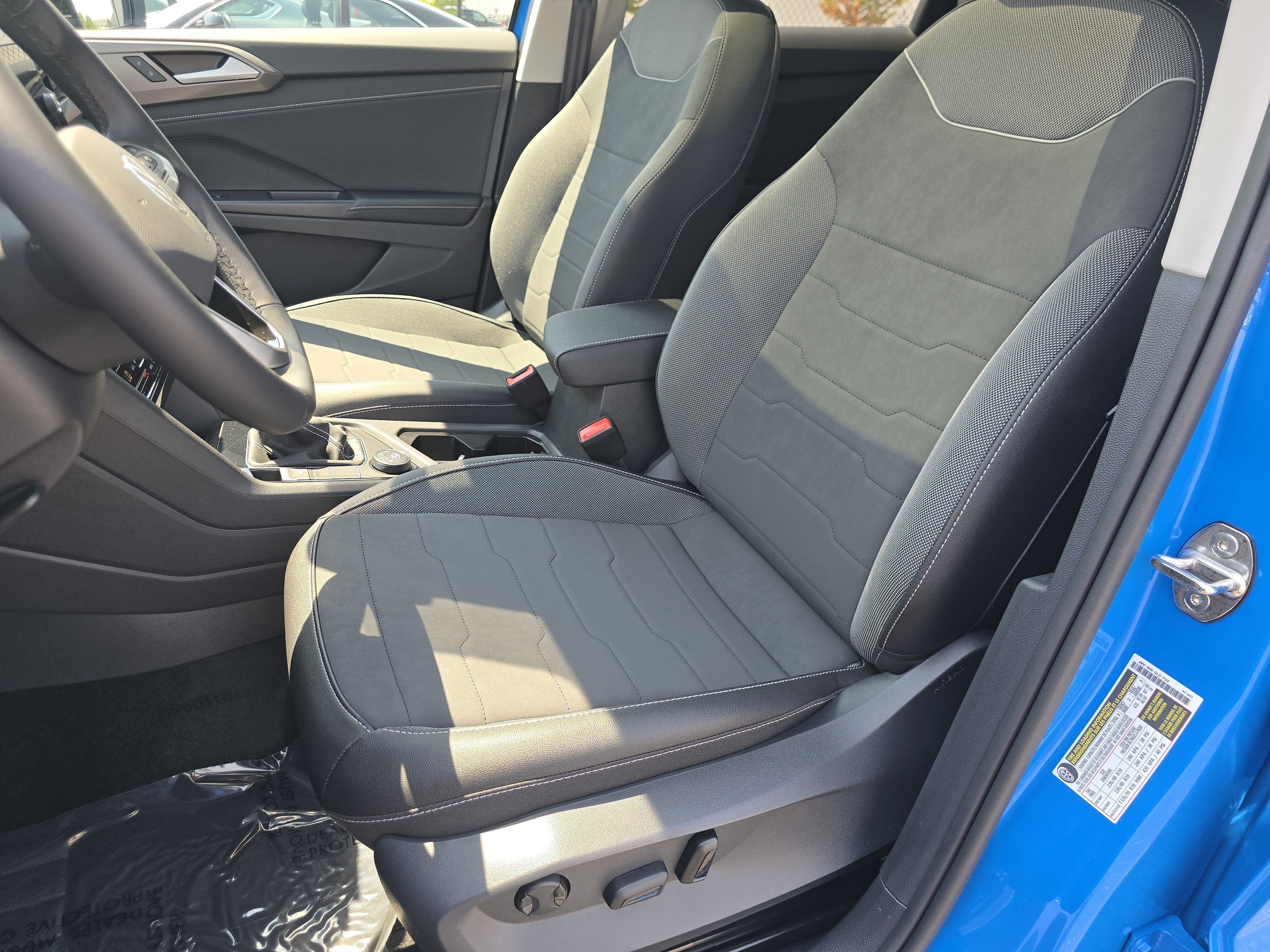 New 2026 Volkswagen Taos SE AWD/4WD image 20