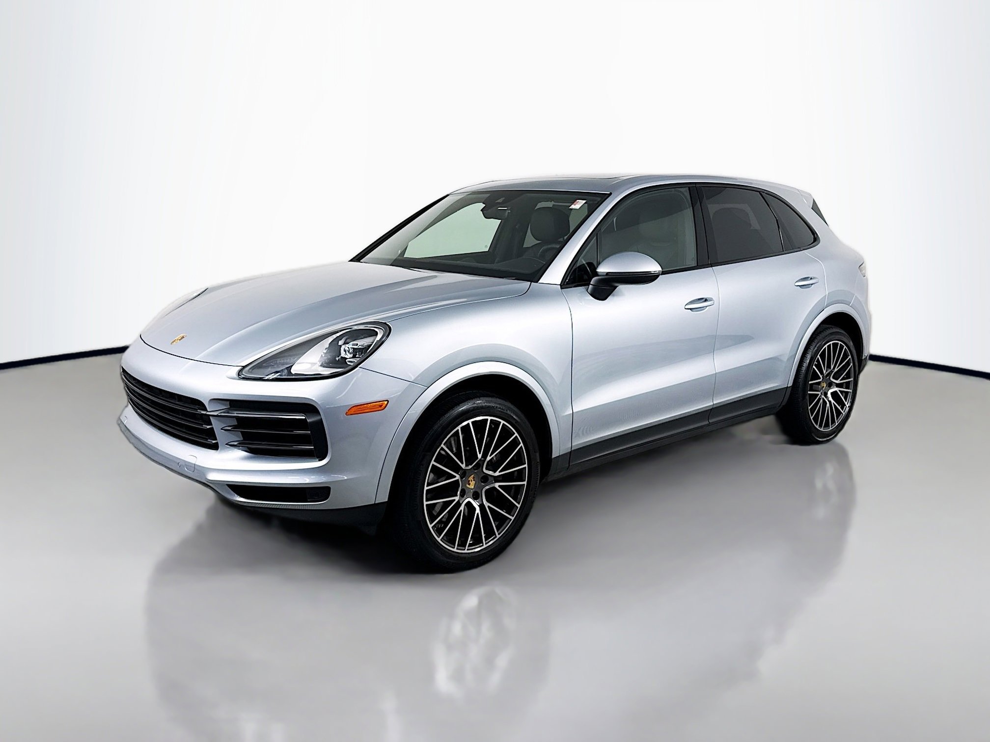 Certified 2023 Porsche Cayenne image 1