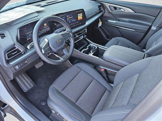 New 2026 Chevrolet Traverse LT w/ Midnight/Sport Edition image 3