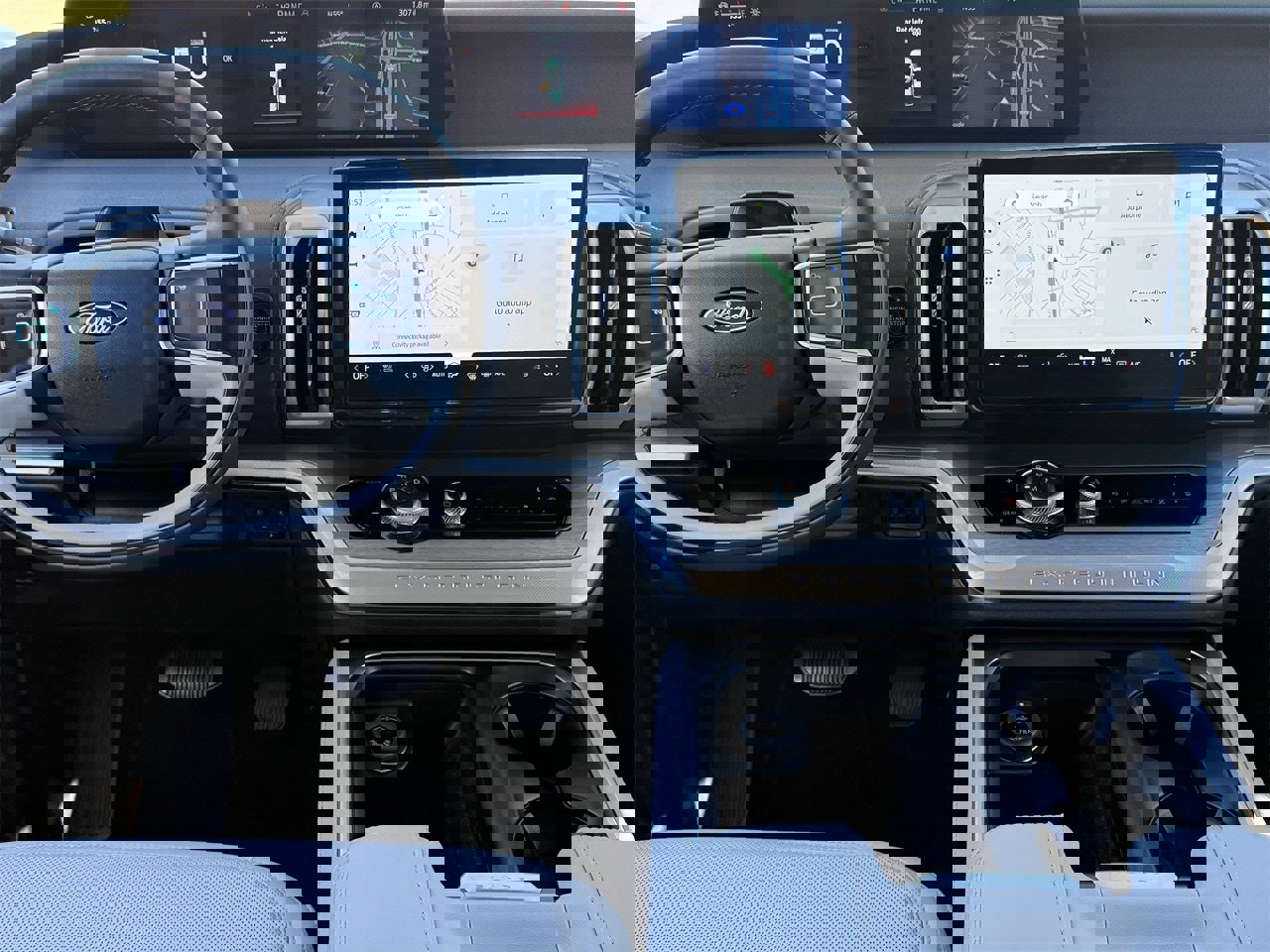 Certified 2025 Ford Expedition Platinum w/ Driver's Package image 11