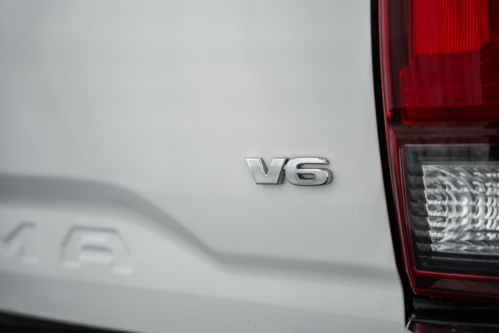 Used 2020 Toyota Tacoma SR5 image 9