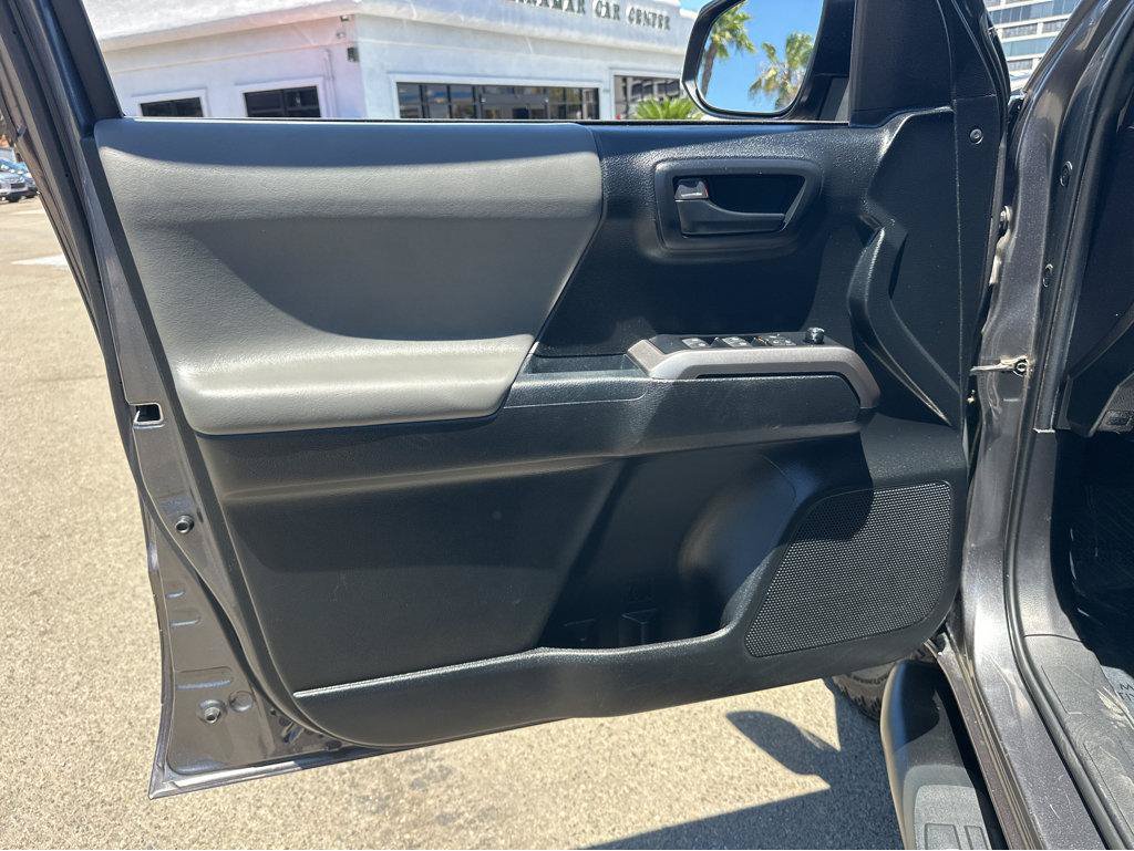 Used 2021 Toyota Tacoma SR5 RWD image 15