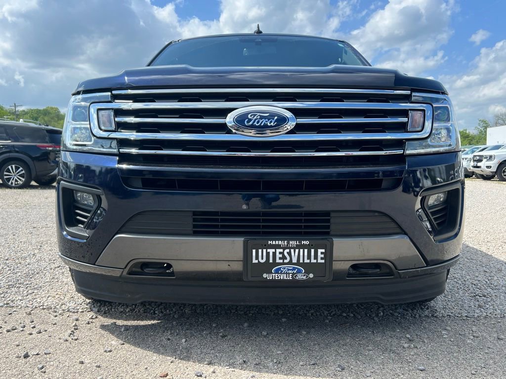 Used 2021 Ford Expedition XLT AWD/4WD image 3
