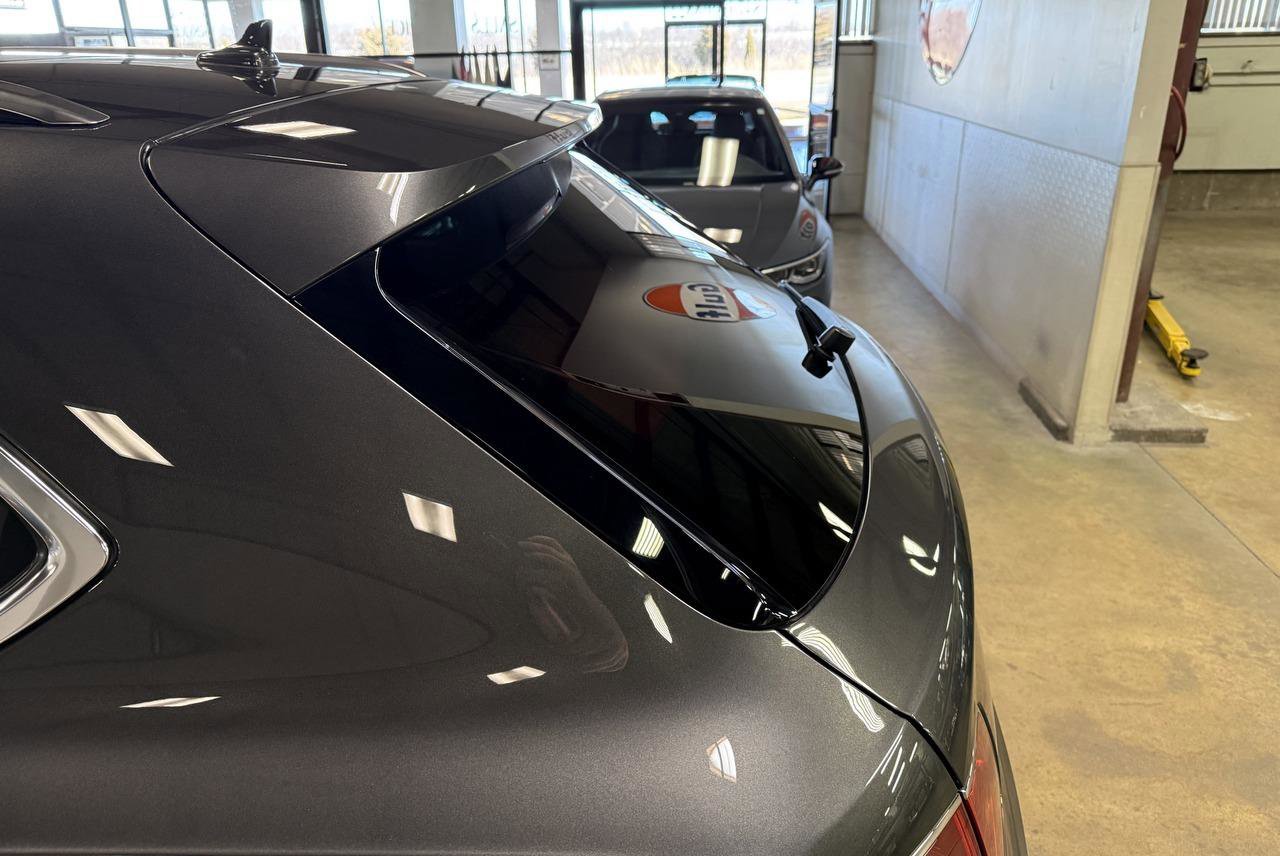 Used 2018 Bentley Bentayga image 36