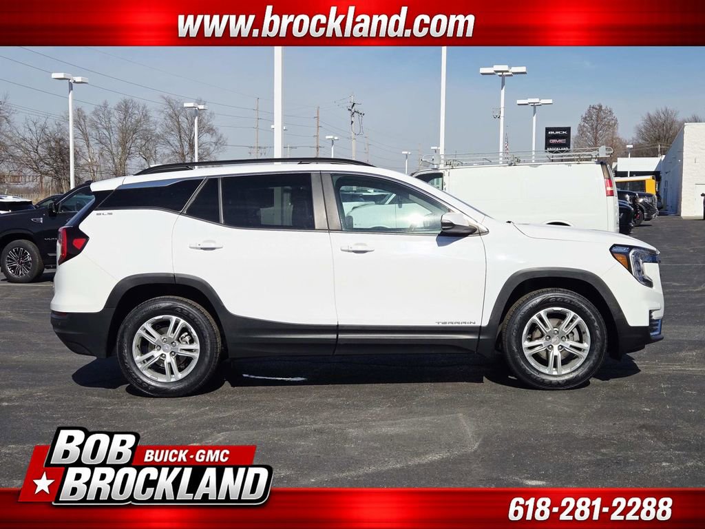 Used 2023 GMC Terrain SLE w/ Driver Convenience Package AWD/4WD image 2