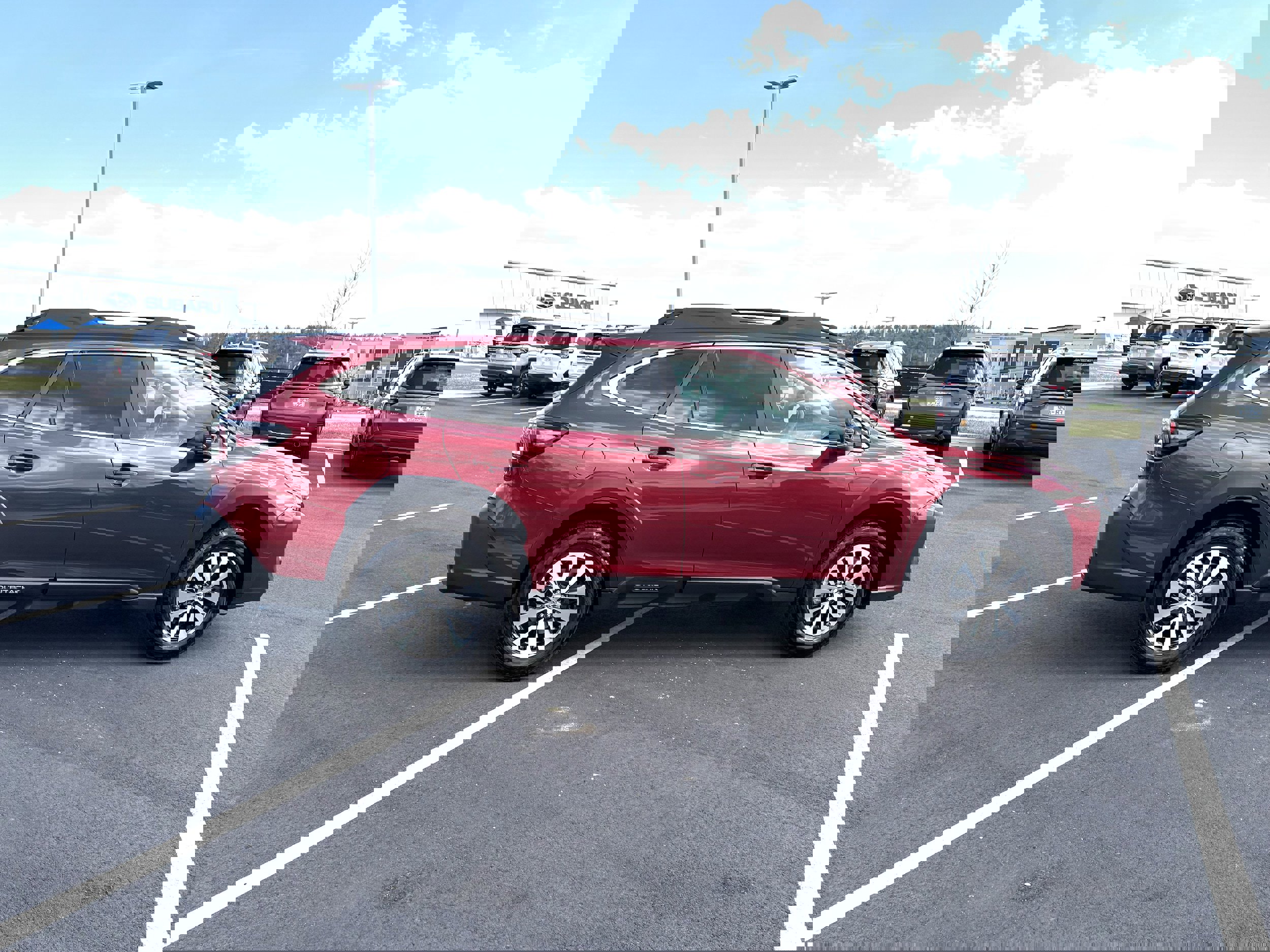 Certified 2025 Subaru Outback Premium AWD/4WD image 8