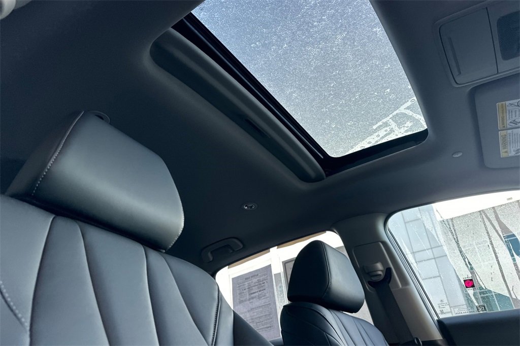 Certified 2025 Acura ADX AWD image 18