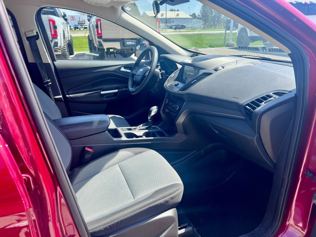 Certified 2019 Ford Escape SE AWD/4WD image 17