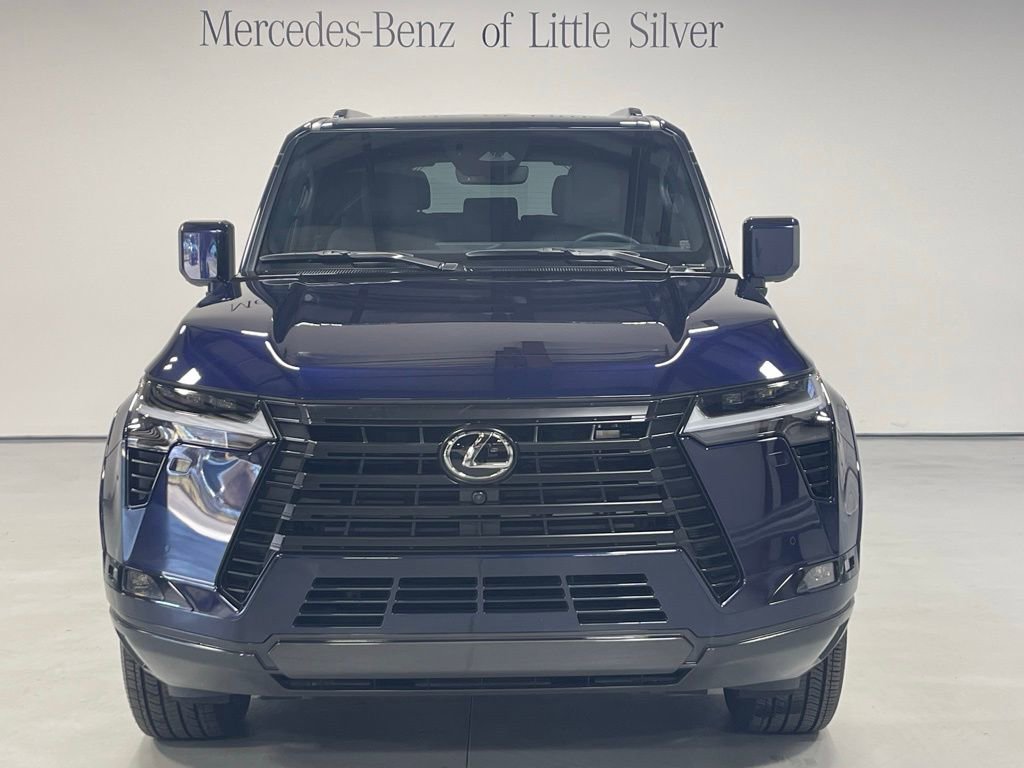 Used 2025 Lexus GX 550 w/ Accessory Package (2T) image 9