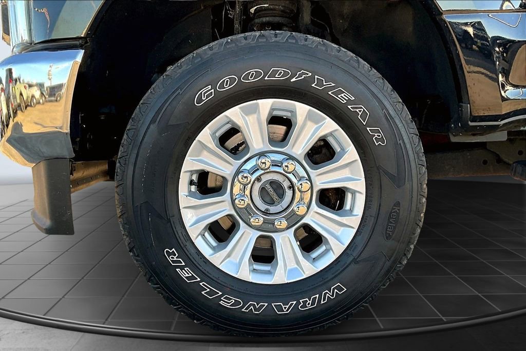 Used 2022 Ford F350 XL w/ STX Appearance Package image 9