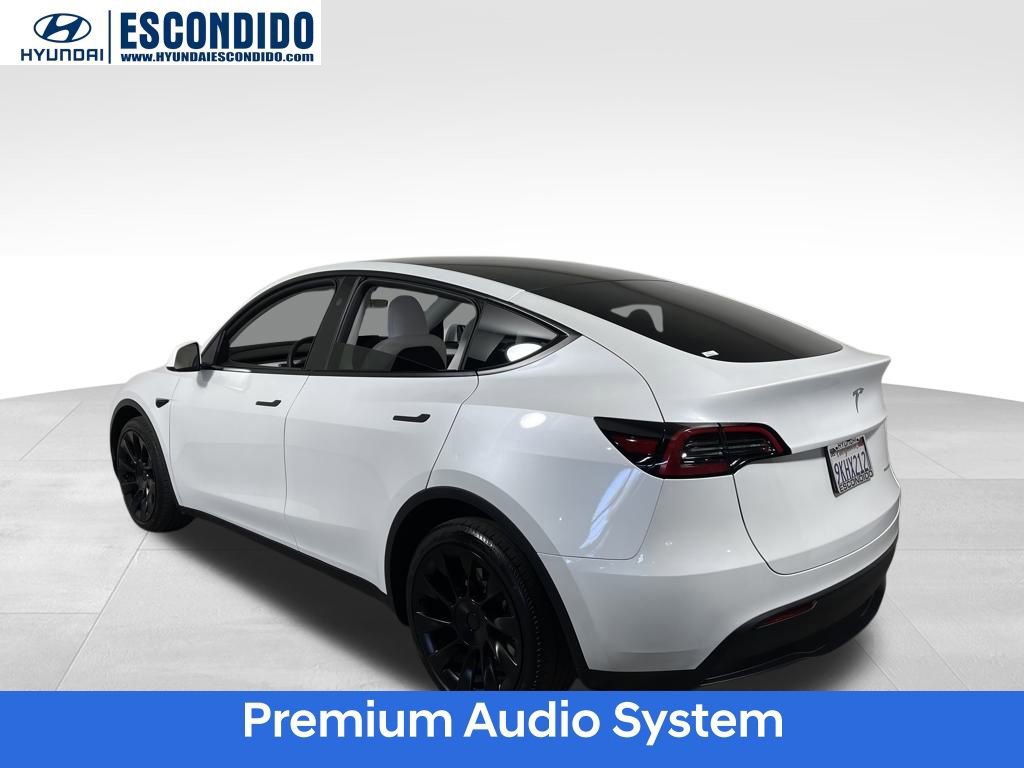 Used 2023 Tesla Model Y Long Range image 3