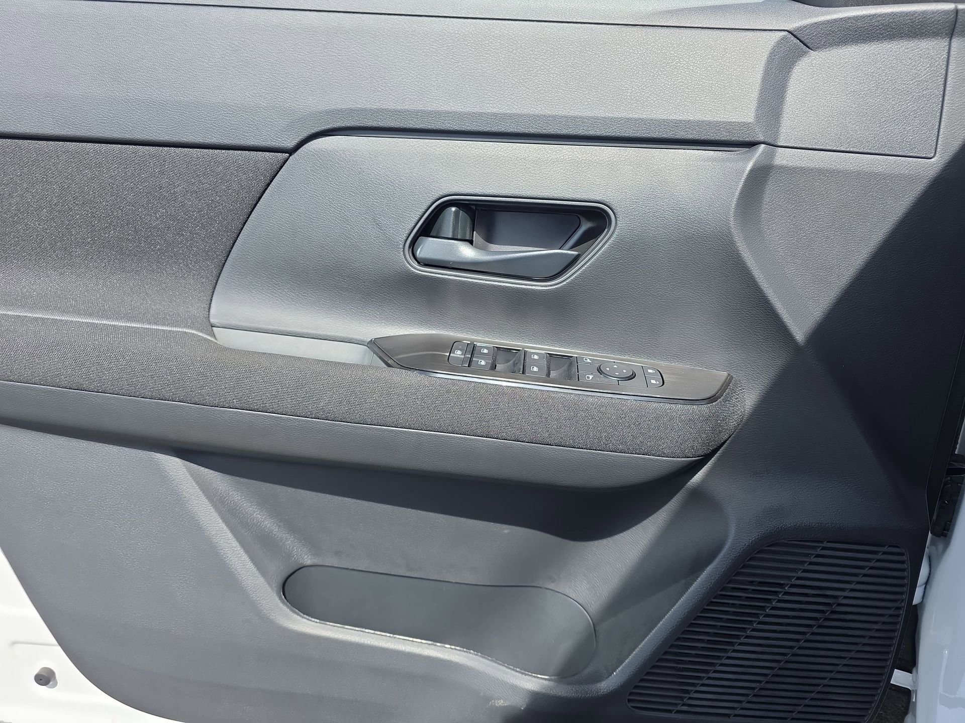 New 2026 Nissan Kicks S FWD image 26