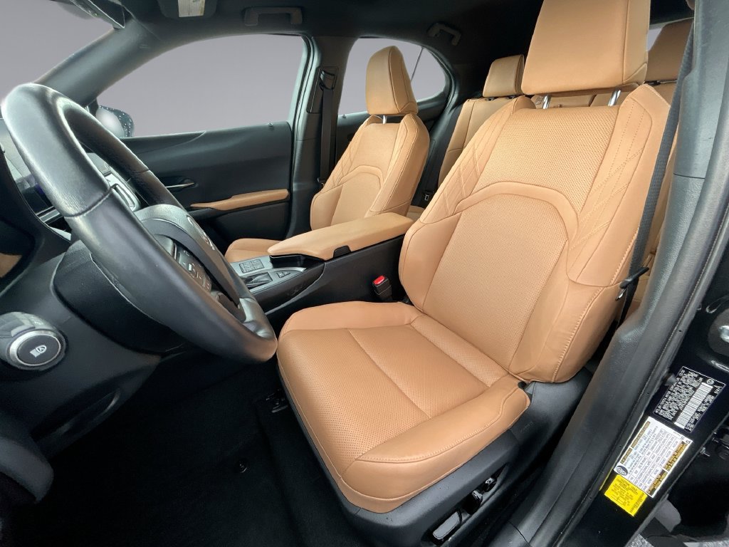Used 2024 Lexus UX 250h FWD w/ Premium Package image 25
