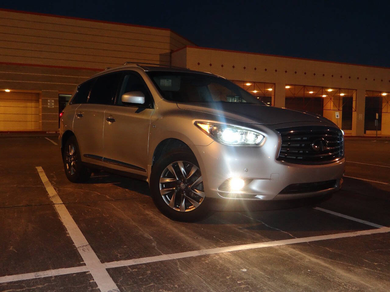 Used 2014 INFINITI QX60 Luxe w/ Premium Plus Package