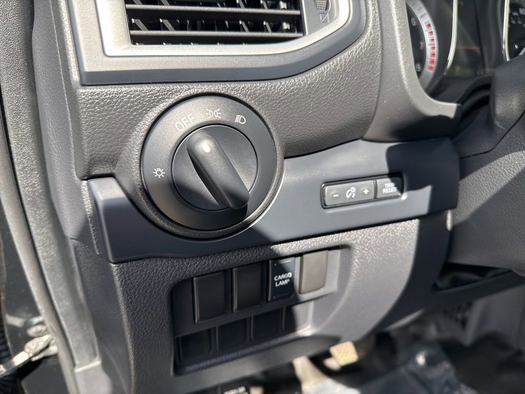 Used 2019 Nissan Titan S w/ S Utility Package AWD/4WD image 15