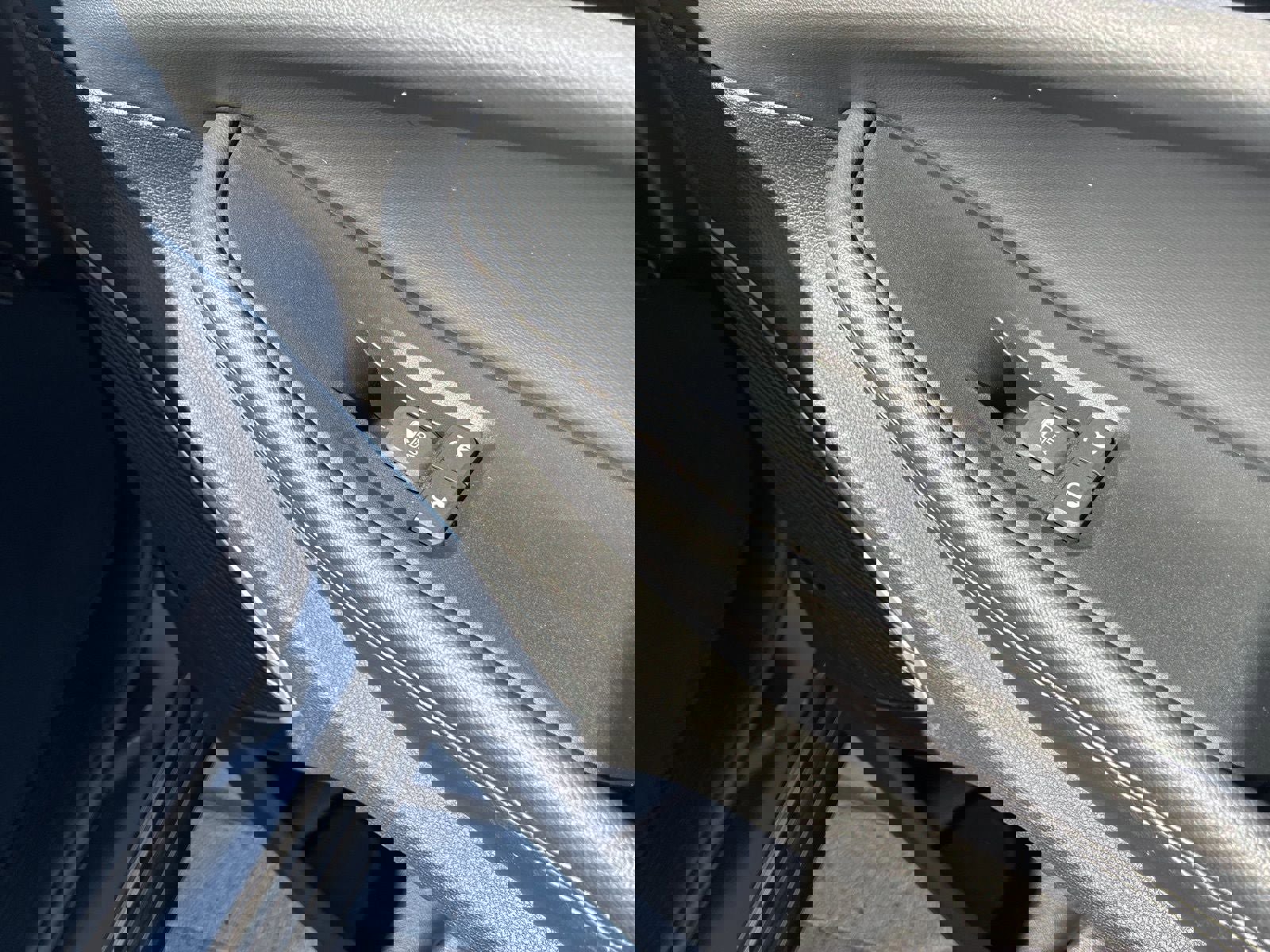 Used 2024 Jeep Grand Cherokee Limited 4xe image 21