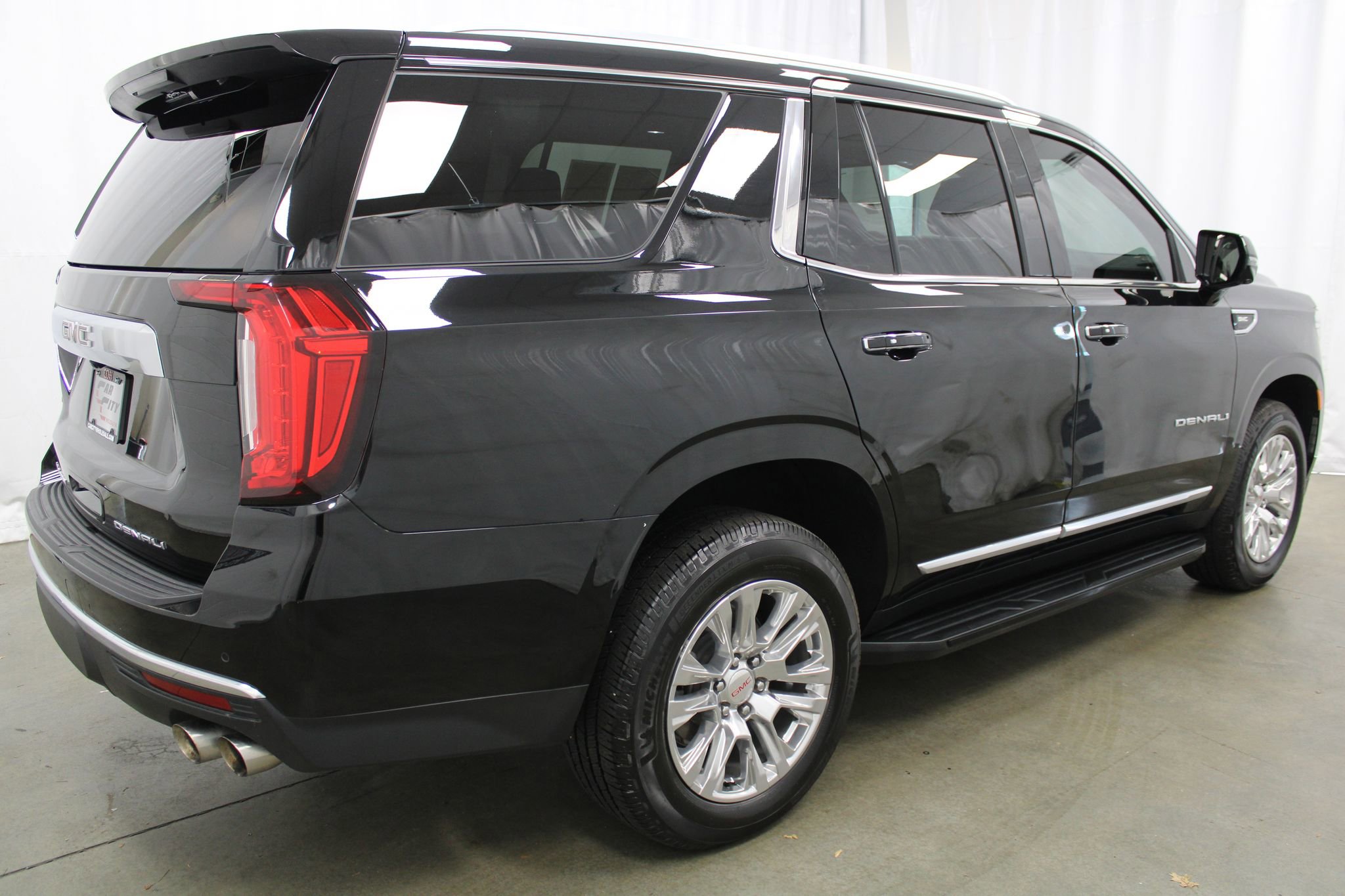 Used 2022 GMC Yukon Denali w/ Max Trailering Package image 5