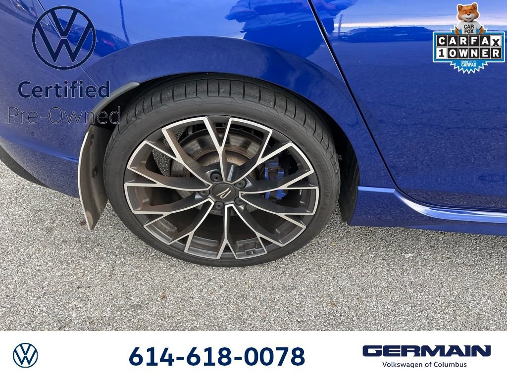 Used 2025 Volkswagen Golf w/ Euro Style Package AWD/4WD image 13