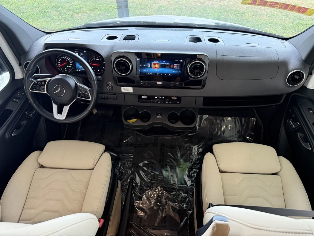 Used 2022 Mercedes-Benz Sprinter 3500 image 72