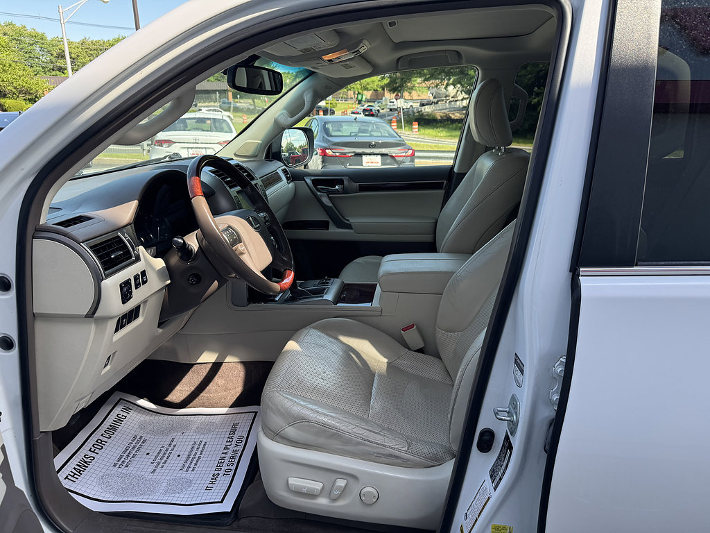 Used 2013 Lexus GX 460 w/ Comfort Plus Pkg AWD/4WD image 8