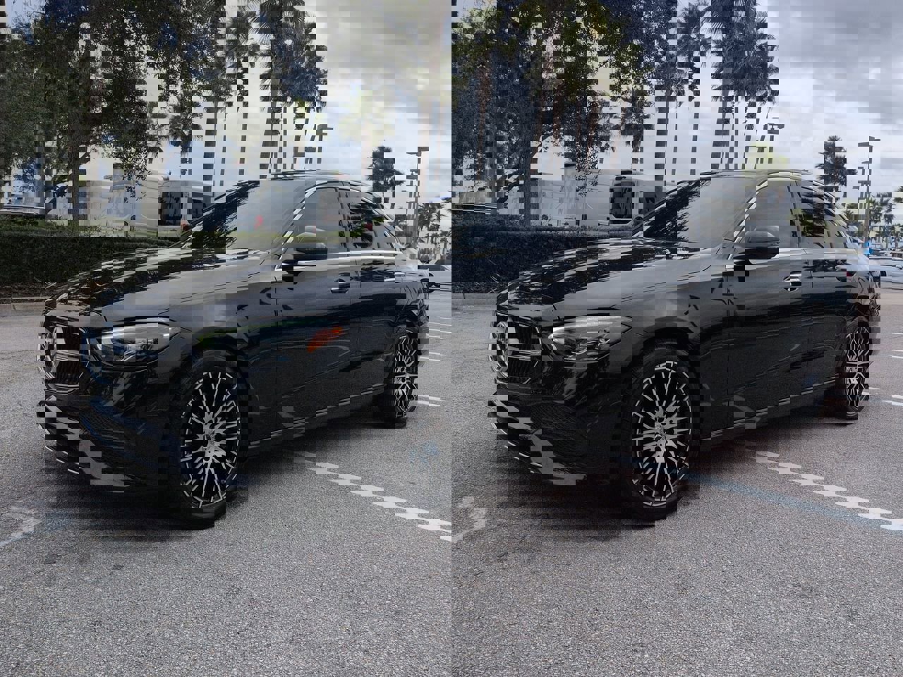 Used 2023 Mercedes-Benz C 300 Sedan image 8