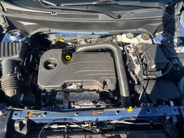 Used 2024 GMC Terrain SLE image 25