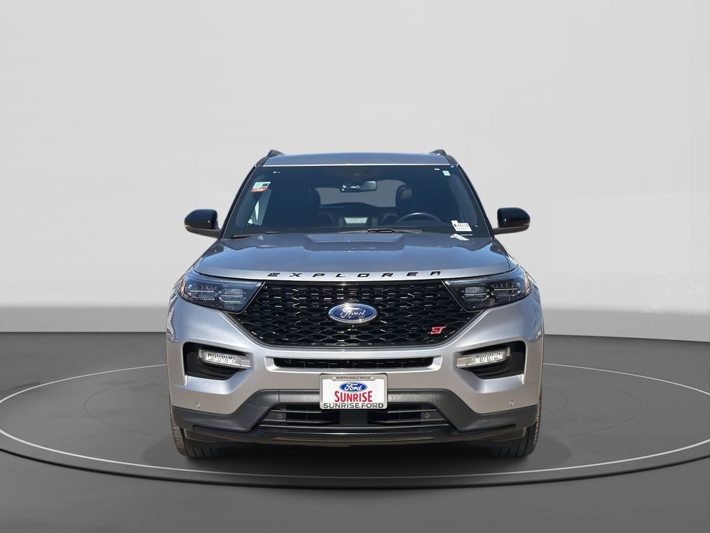 Certified 2023 Ford Explorer ST w/ Equipment Group 401A AWD/4WD image 3