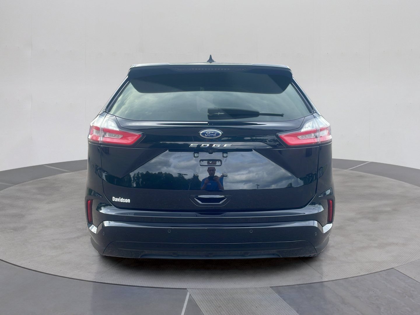 Certified 2024 Ford Edge ST-Line AWD/4WD image 6