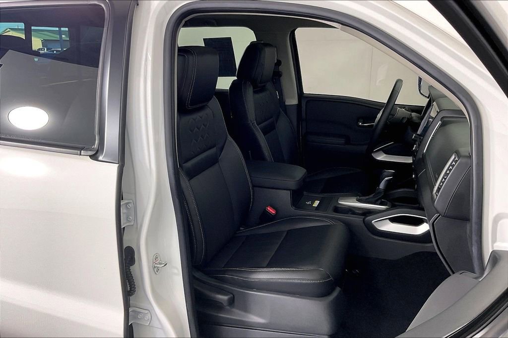 Used 2024 Nissan Frontier SL w/ Technology Package image 10