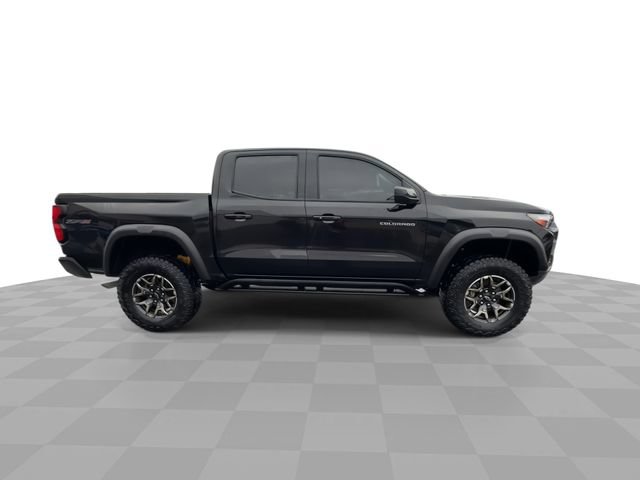 Certified 2025 Chevrolet Colorado ZR2 w/ Technology Package AWD/4WD image 3
