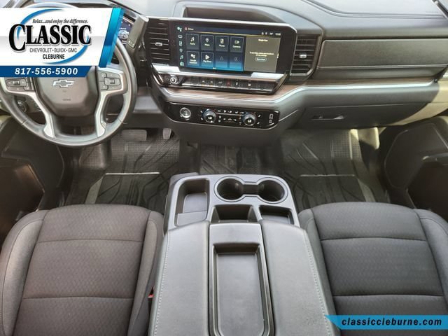 Used 2024 Chevrolet Silverado 1500 RST w/ Protection Package RWD image 2