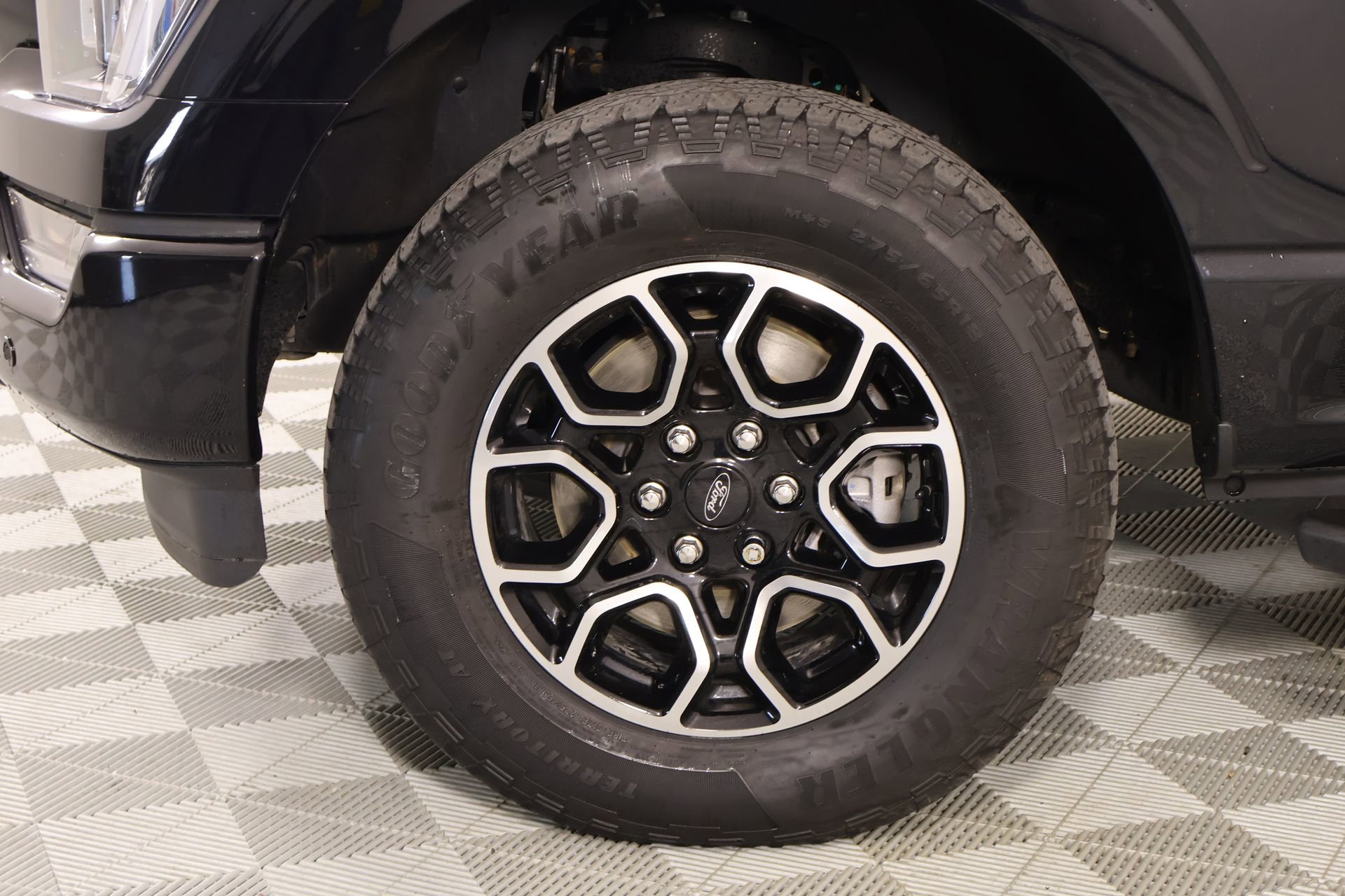 Used 2023 Ford F150 XLT w/ Equipment Group 302A High image 19