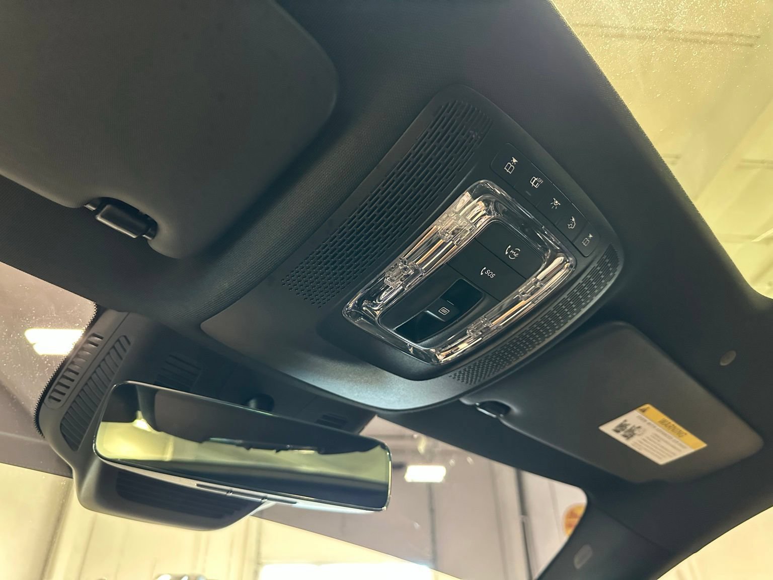 Used 2023 Mercedes-Benz CLA 250 4MATIC image 32