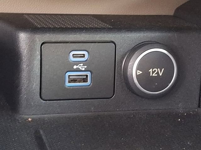 Used 2021 Ford Escape Titanium AWD/4WD image 25