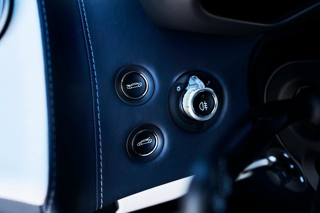 Used 2022 McLaren GT image 46