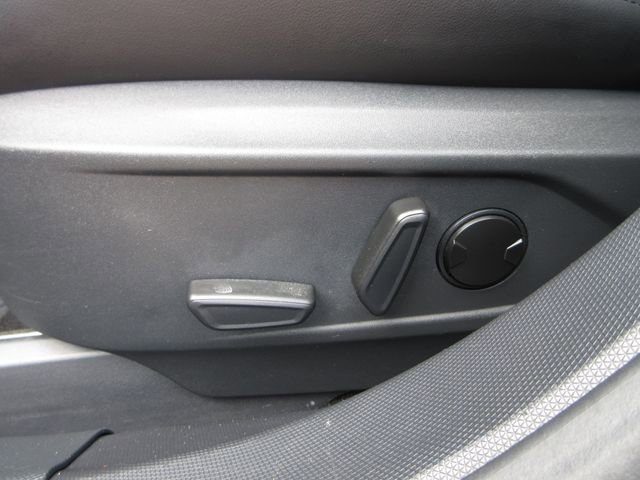 Certified 2022 Ford Mustang Mach-E Select RWD image 12