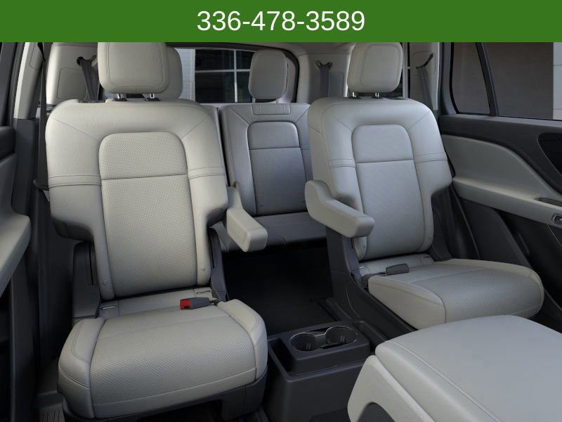 New 2025 Lincoln Aviator AWD w/ Equipment Group 101A image 11