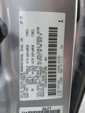 Used 2025 Toyota Sequoia Platinum w/ TRD Off-Road Package image 27