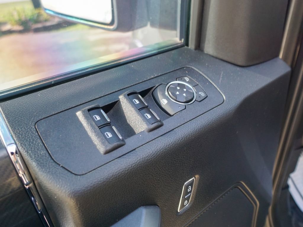 Used 2018 Ford F150 XLT w/ Equipment Group 302A Luxury image 18